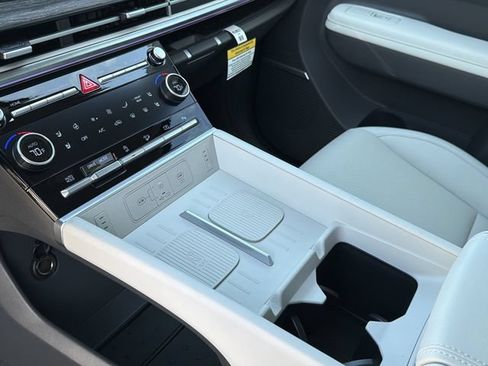 New 2026 Hyundai Santa Fe Limited FWD image 34