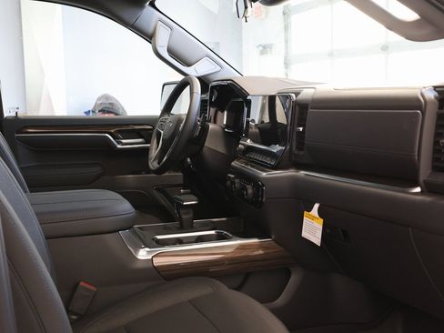 New 2026 Chevrolet Silverado 1500 LT Trail Boss w/ Safety Package image 40