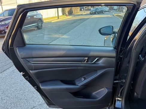 Used 2019 Honda Accord Sport image 23