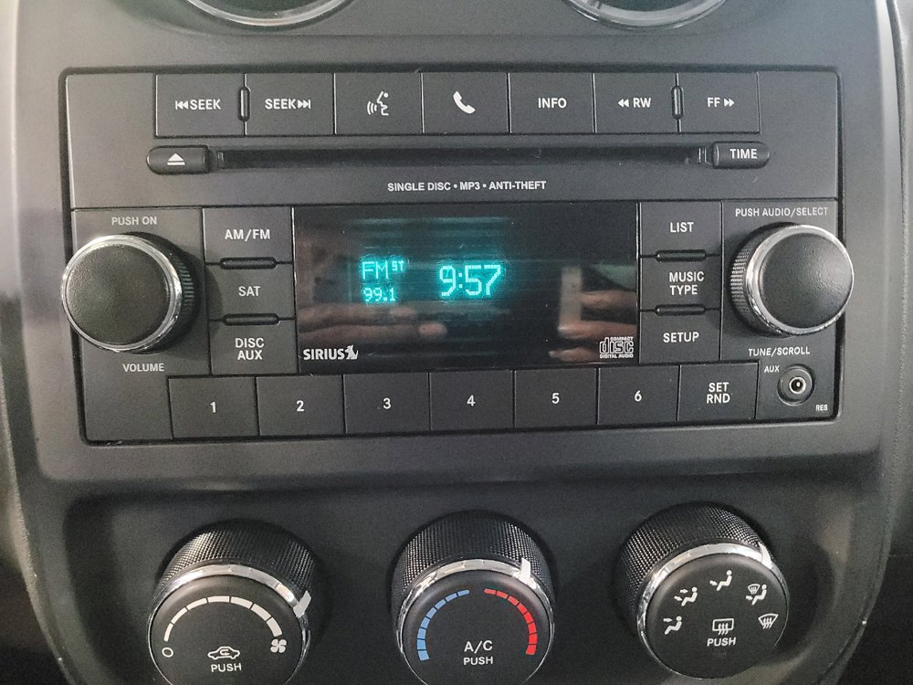 Used 2015 Jeep Patriot Latitude w/ All Weather Capability Group AWD/4WD image 25