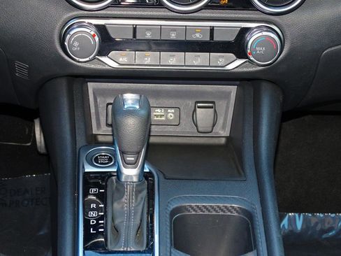 Used 2024 Nissan Sentra SV image 21