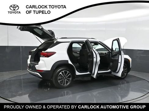 Used 2025 Chevrolet TrailBlazer LT AWD/4WD image 54