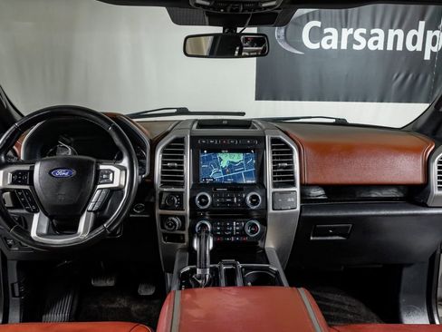 Used 2018 Ford F150 Platinum w/ Equipment Group 701A Luxury image 14