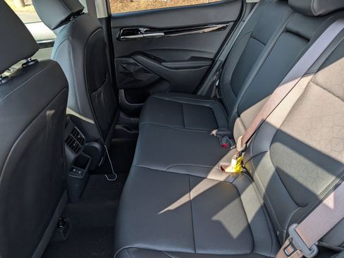 Used 2026 Kia Seltos EX FWD image 25