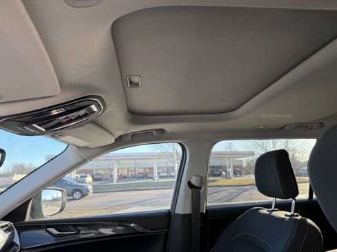 Certified 2023 Jeep Grand Cherokee L Laredo w/ Luxury Tech Group I image 11