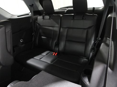 Certified 2023 Ford Explorer XLT w/ Equipment Group 202A image 21