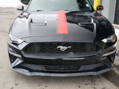 Used 2018 Ford Mustang Coupe image 26