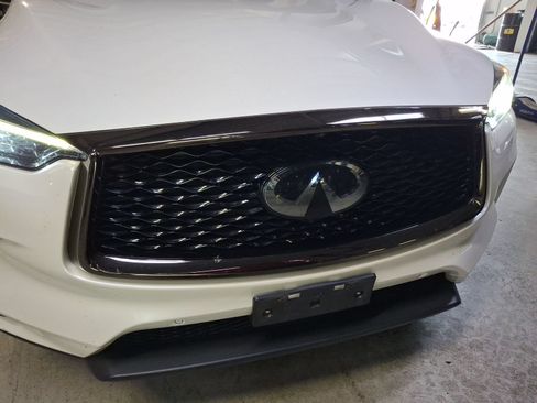 Used 2020 INFINITI QX50 Essential w/ Edition 30 Package AWD/4WD image 15