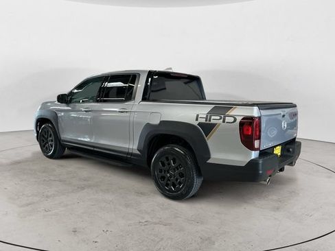 Used 2022 Honda Ridgeline Sport image 3