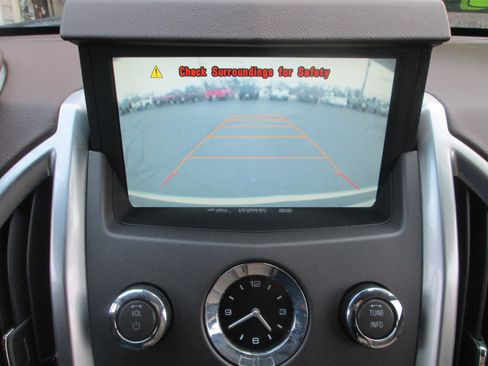 Used 2011 Cadillac SRX Premium image 12