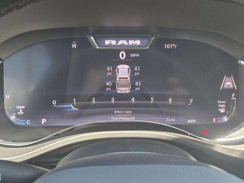 New 2026 RAM 1500 Big Horn AWD/4WD image 10