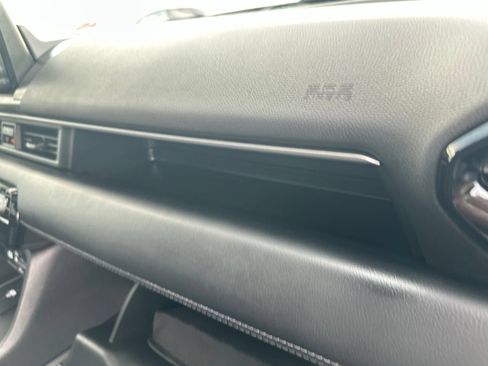 Used 2025 Honda Pilot Elite image 46