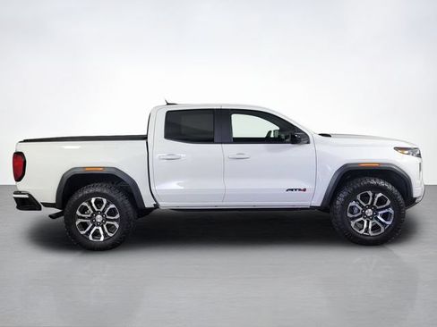 Used 2024 GMC Canyon AT4 w/ Canyon Safety Plus Package AWD/4WD image 2