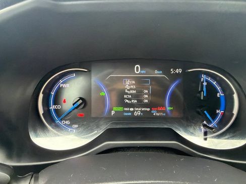 Used 2025 Toyota RAV4 XLE AWD/4WD image 22