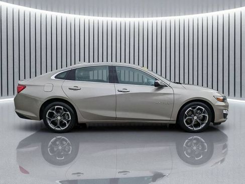 Used 2023 Chevrolet Malibu LT FWD image 3
