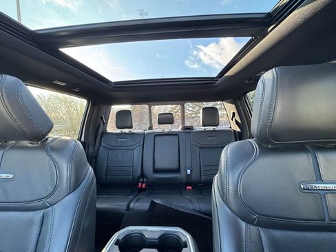 Used 2025 Ford F250 Platinum image 33