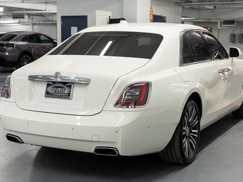 Certified 2022 Rolls-Royce Ghost image 7