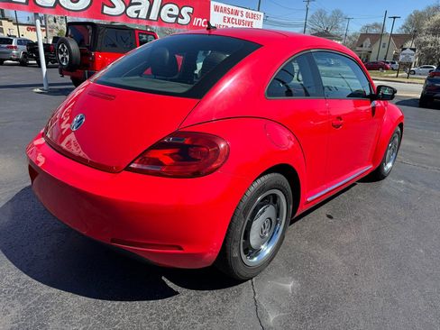 Used 2012 Volkswagen Beetle 2.5 image 5