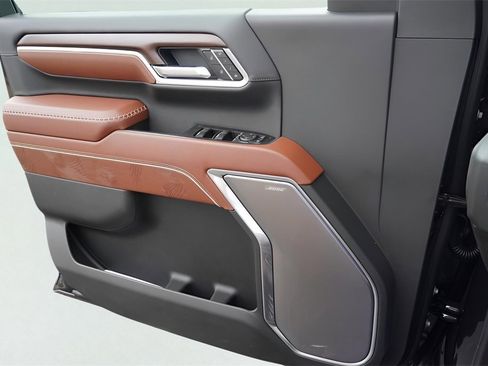 New 2026 GMC Sierra 2500 Denali Ultimate w/ Max Trailering Package image 26