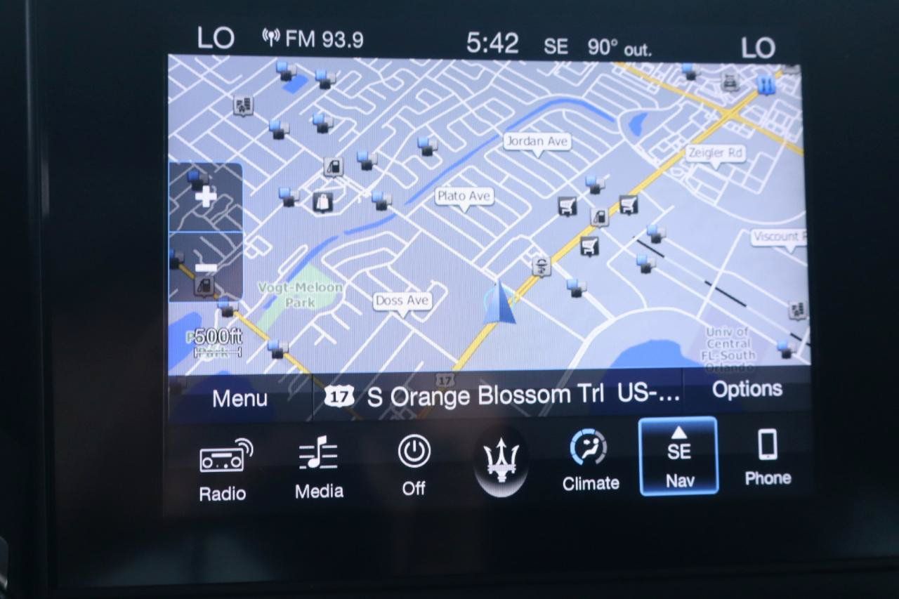 Used 2018 Maserati Ghibli RWD image 23