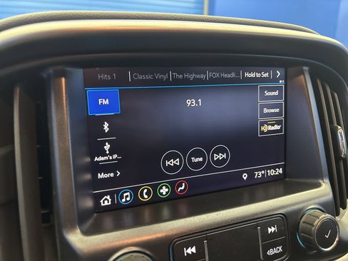 Used 2020 Chevrolet Colorado Z71 w/ Z71 Midnight Edition image 19