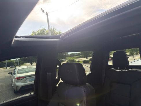 Used 2021 Chevrolet Silverado 1500 High Country w/ LPO, Dark Essentials Package AWD/4WD image 12