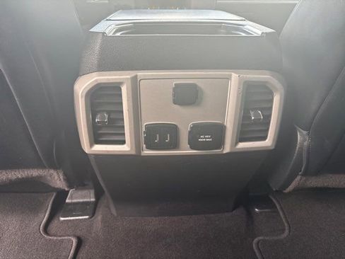 Used 2019 Ford F250 Lariat w/ Lariat Ultimate Package AWD/4WD image 21