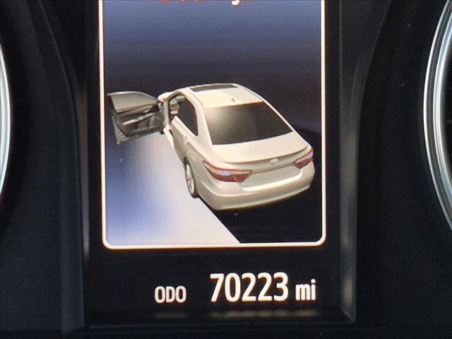 Used 2015 Toyota Camry XSE FWD image 10