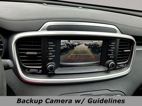 Used 2020 Kia Sorento L FWD image 14