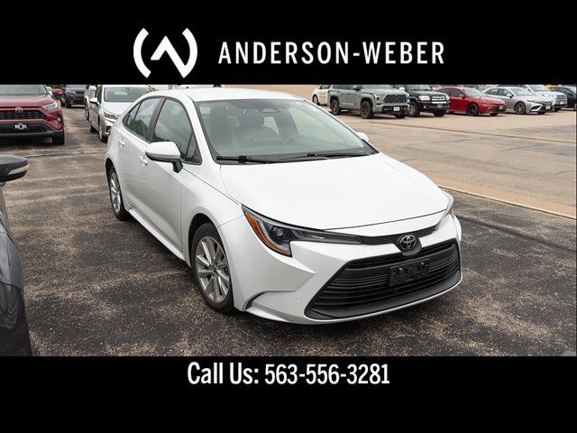 Used 2023 Toyota Corolla LE w/ LE Convenience Package FWD image 1
