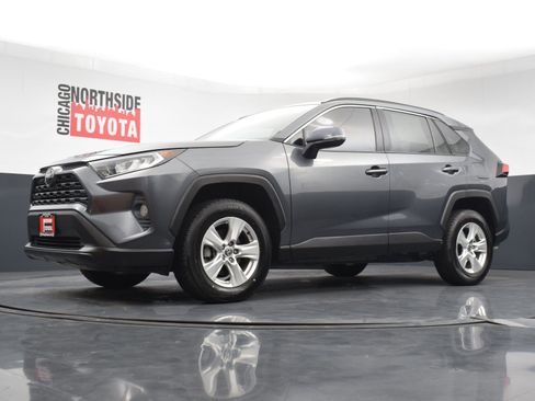 Used 2021 Toyota RAV4 XLE AWD/4WD image 30