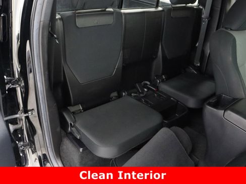 Used 2023 Toyota Tacoma TRD Off-Road image 30