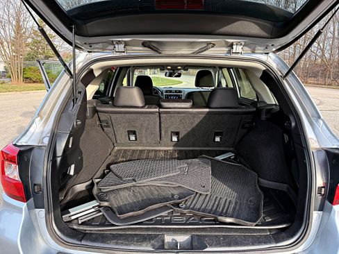 Used 2018 Subaru Outback 2.5i Limited image 22