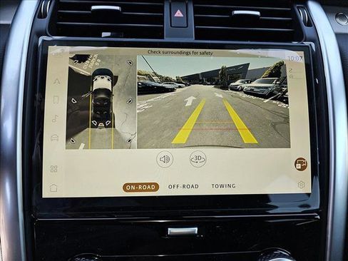 New 2025 Land Rover Discovery Dynamic SE AWD/4WD image 24