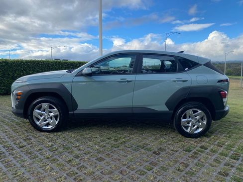 Certified 2024 Hyundai Kona SE AWD/4WD image 4