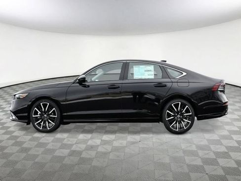 New 2026 Honda Accord Touring image 2