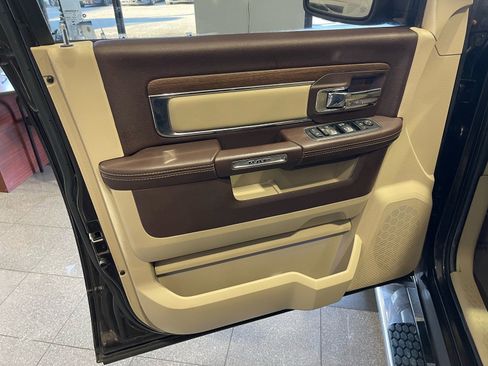 Used 2017 RAM 1500 Laramie w/ Convenience Group image 23