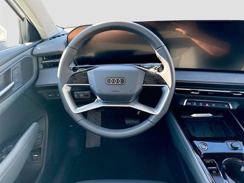 New 2026 Audi Q3 quattro 2.0T image 12