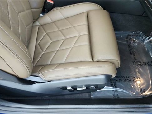 Used 2024 BMW 530i xDrive 530i xDrive w/ Premium Package image 23