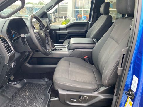Used 2016 Ford F150 XLT w/ Equipment Group 302A Luxury AWD/4WD image 10