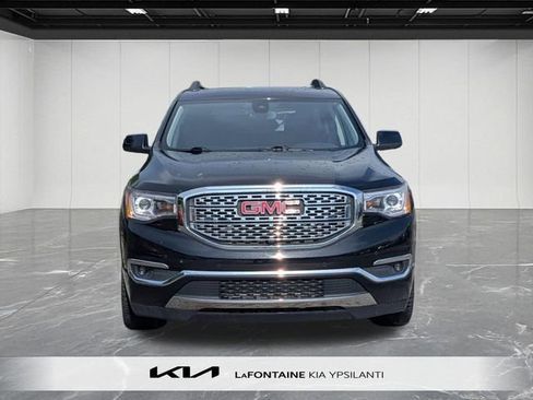 Used 2019 GMC Acadia Denali w/ Technology Package AWD/4WD image 8