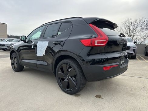 New 2026 Volvo XC40 B5 Ultra w/ Climate Package image 5