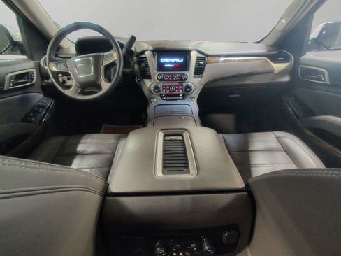 Used 2016 GMC Yukon XL Denali w/ Open Road Package image 10