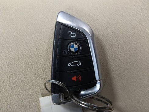 Used 2019 BMW 330i Sedan w/ Driving Assistance Package RWD image 32