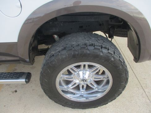 Used 2018 RAM 2500 Longhorn w/ Convenience Group image 9