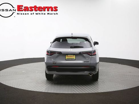 Used 2025 Honda HR-V Sport image 35