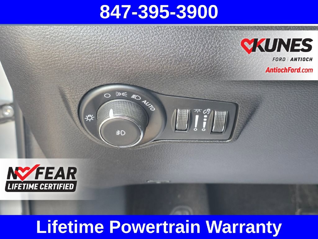 Used 2025 Jeep Compass Trailhawk AWD/4WD image 36
