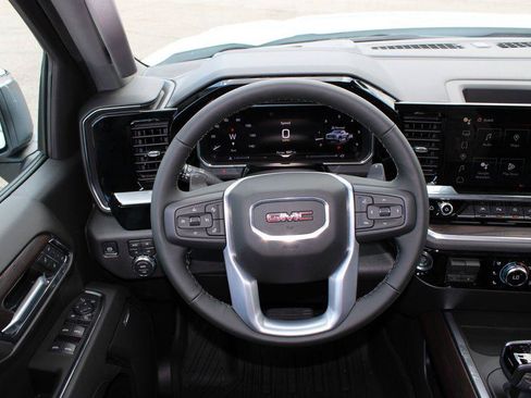 New 2026 GMC Sierra 1500 SLT w/ SLT Premium Plus Package AWD/4WD image 10