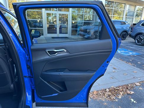 New 2026 Kia Sportage X-Line w/ X-Line Technology Package image 23