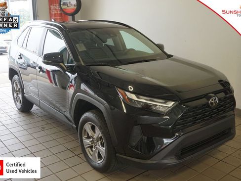 Used 2025 Toyota RAV4 XLE AWD/4WD image 1